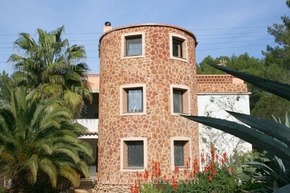 Round tower