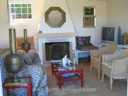 Living area with a hearth