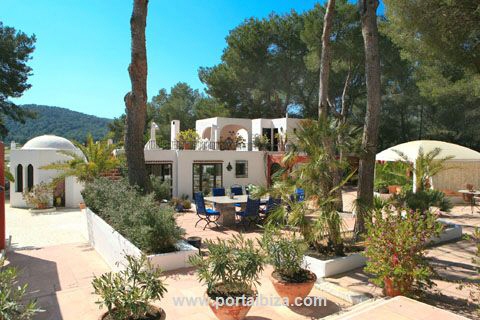 villa in Roca Llisa