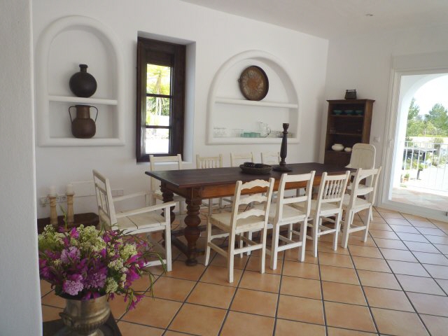 Typical architecture of Ibiza