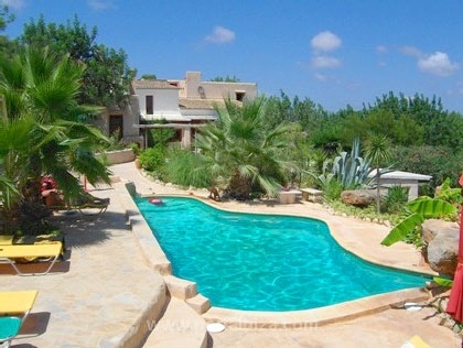 finca in Cala Llonga