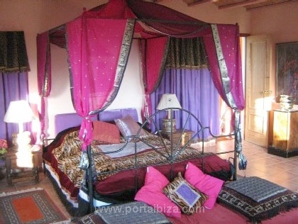 1 of 7 bedrooms