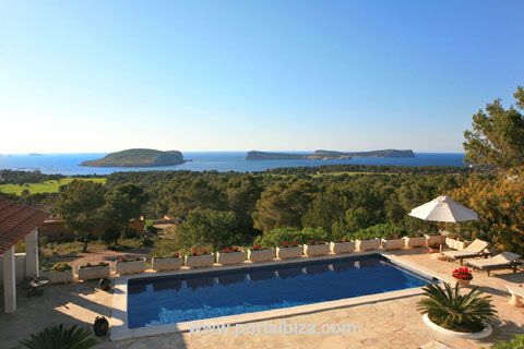 Panoramic sea views