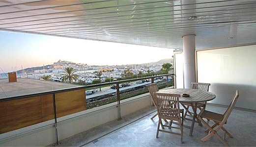 apartment in Paseo Marítimo