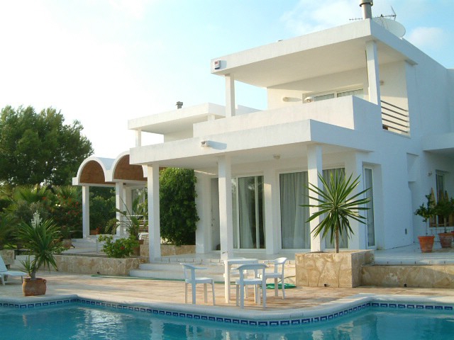 house in Talamanca