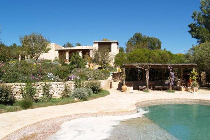 finca in Es Cubells