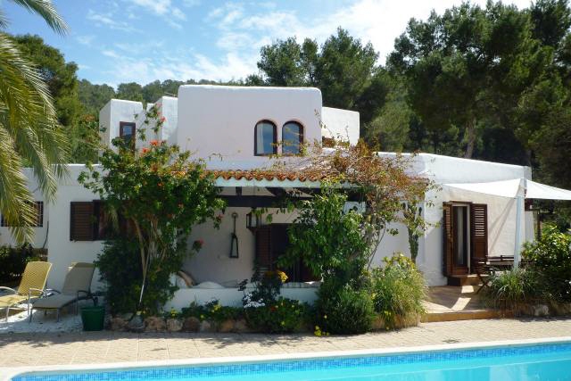 villa in Salinas