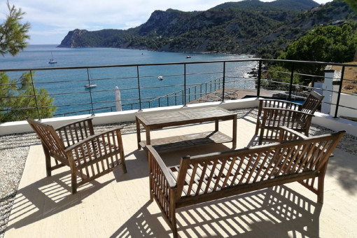 Terrace with panoramic sea views