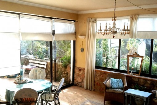 Light flooded living area