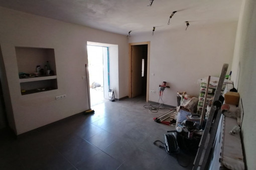 Large living are