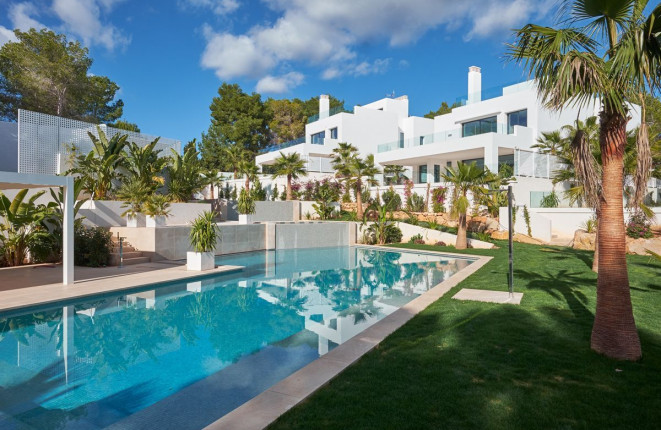 Beautiful villa a few meters from the beach of...