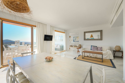 Living and dining area