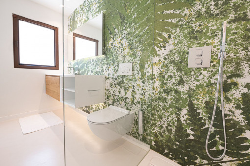 Bathroom en suite